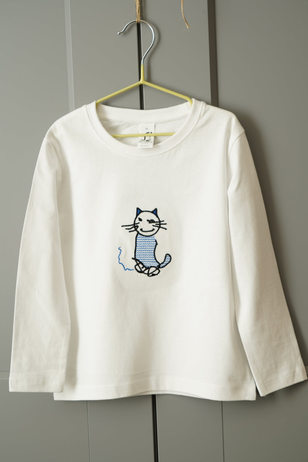 Dětské triko s výšivkou podle obrázku