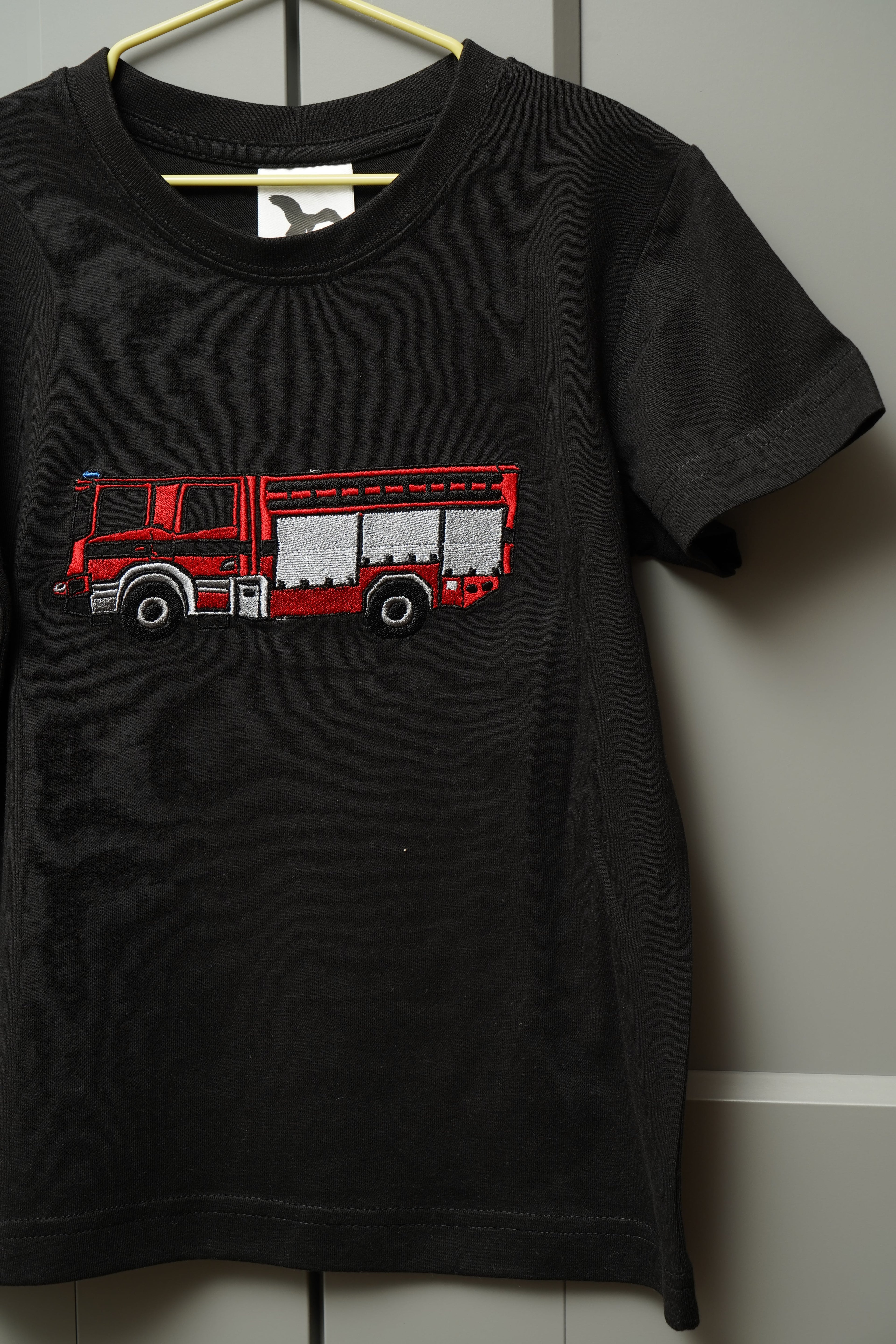 Dětské triko s výšivkou podle obrázku