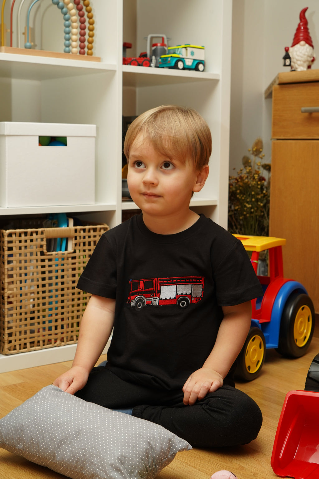 Dětské triko s výšivkou podle obrázku