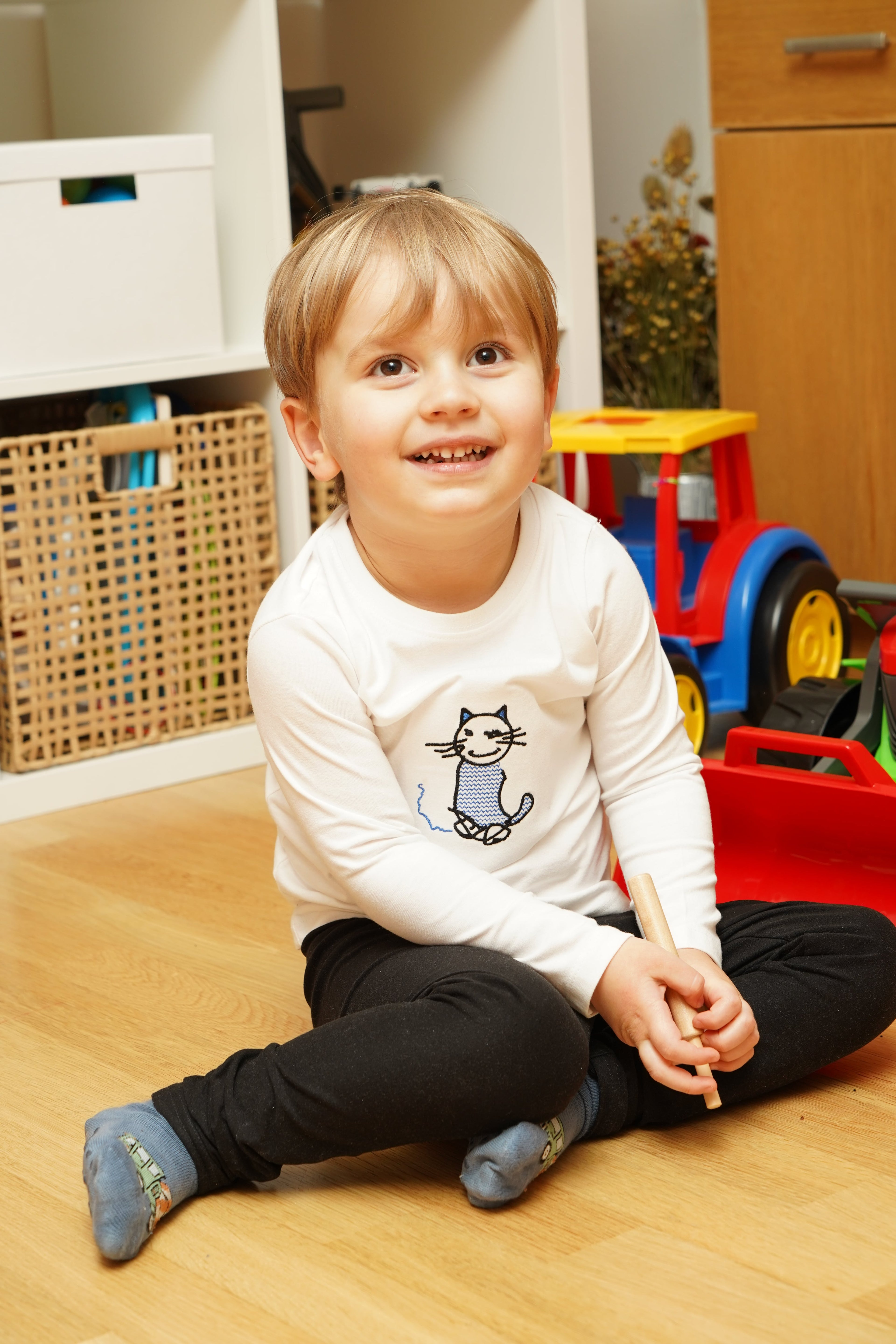 Dětské triko s výšivkou podle obrázku