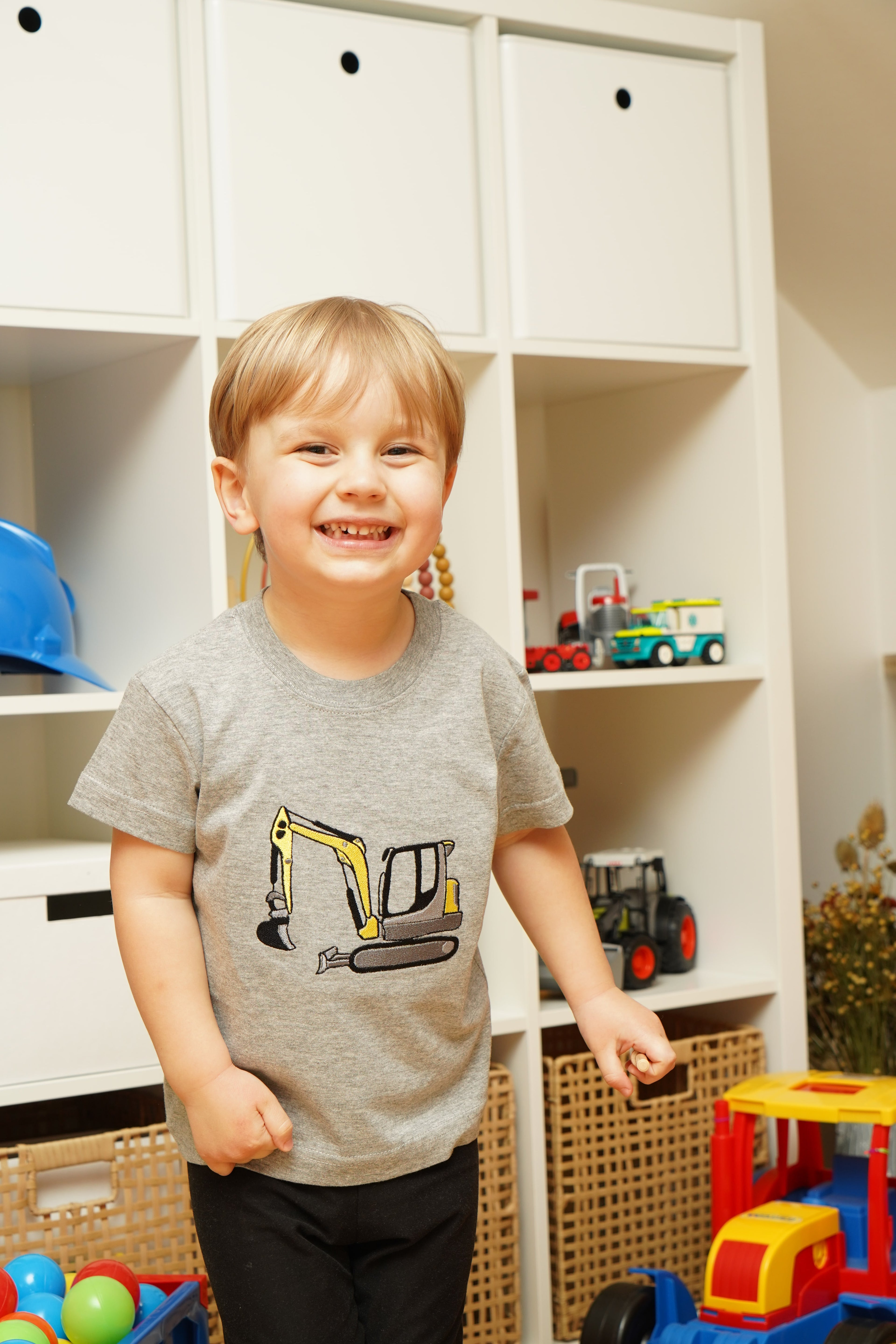 Dětské triko s výšivkou podle obrázku