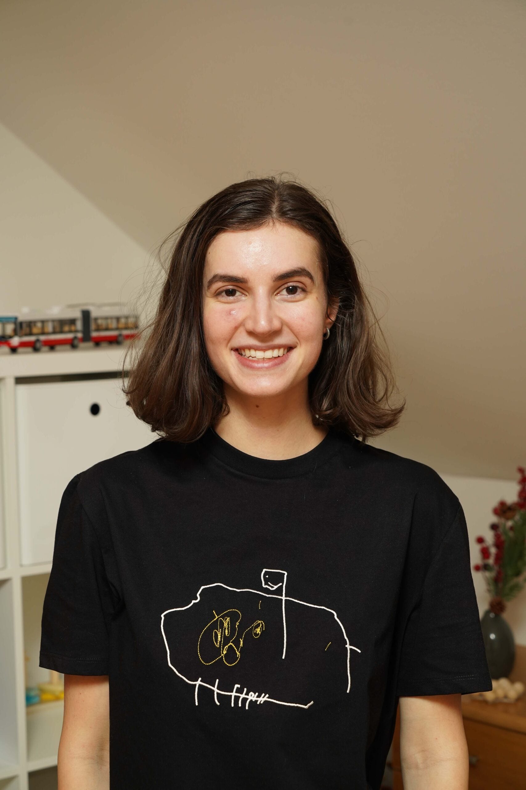 Tričko s výšivkou podle vašeho obrázku